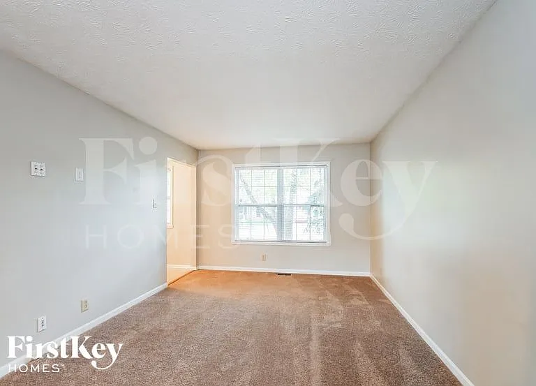 13065 Sweet Briar Pkwy — Photo 6