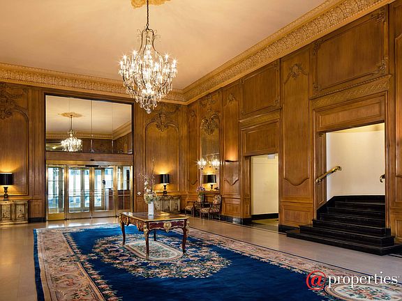 Elegant-Historic-Iconic