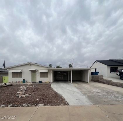 1704 Hassett Ave, Las Vegas, NV 89104