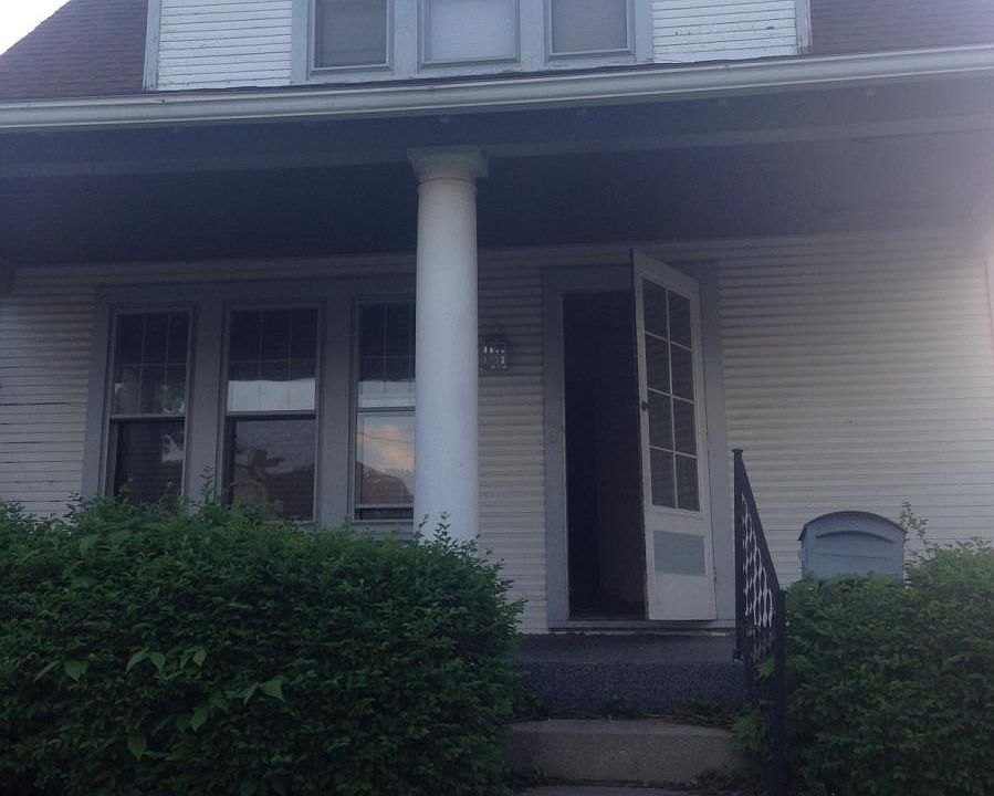 1st image of 1821 Pershing Blvd