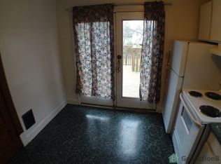 230 W River Rd N, Elyria, OH 44035