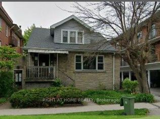 995 Main St E, Hamilton, ON