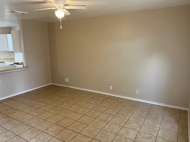 9642 Sekula Dr — Photo 4
