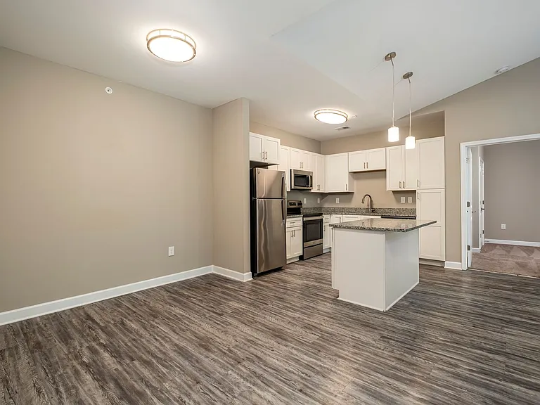 Richmond Place Luxury Apartments — Photo 37