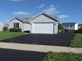 2009 Daybreak Ln, Zion, IL 60099