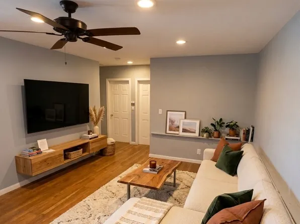 615 W Imperial Hwy, Los Angeles, CA 90044