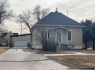 308 E Cornwall St, Oxford, NE 68967