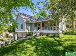 1408 Childs Rd E, Bellevue, NE 68005