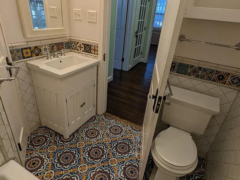 4910 Crescent St — Photo 10