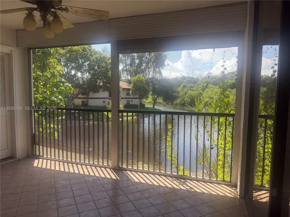 2526 Carambola Cir N #1821, Pompano Beach, FL 33066