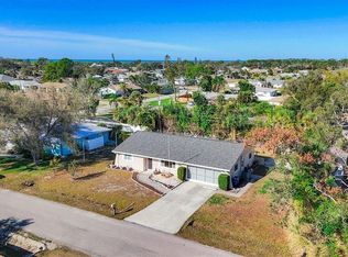 1120 Graham Rd, Venice, FL 34293