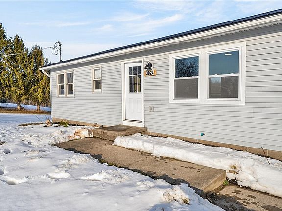 4th image of 3024 Tyler Rd