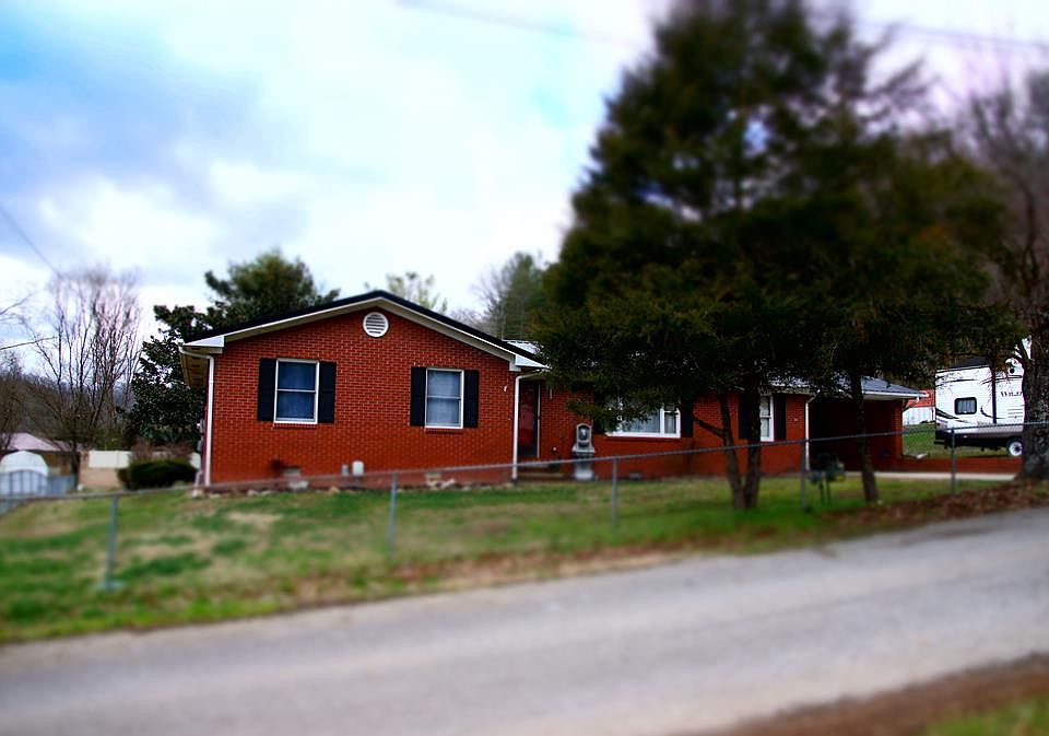 1st image of 65 Frasure Hill Dr
