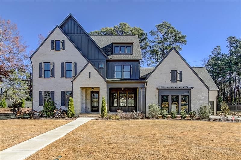 1st image of 2718 Ellery Way NE