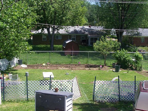 back lawn, large back yard