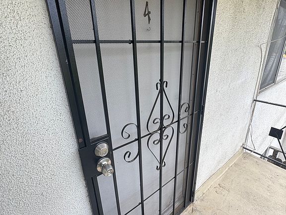 4th image of 616 Abbey Ln APT 4
