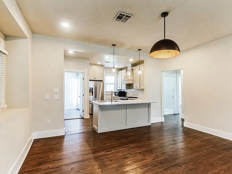 1817 NW 14th St — Photo 7
