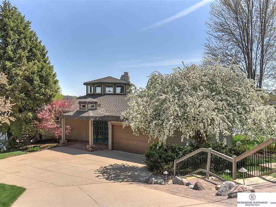 1st image of 908 Beaver Lake Blvd