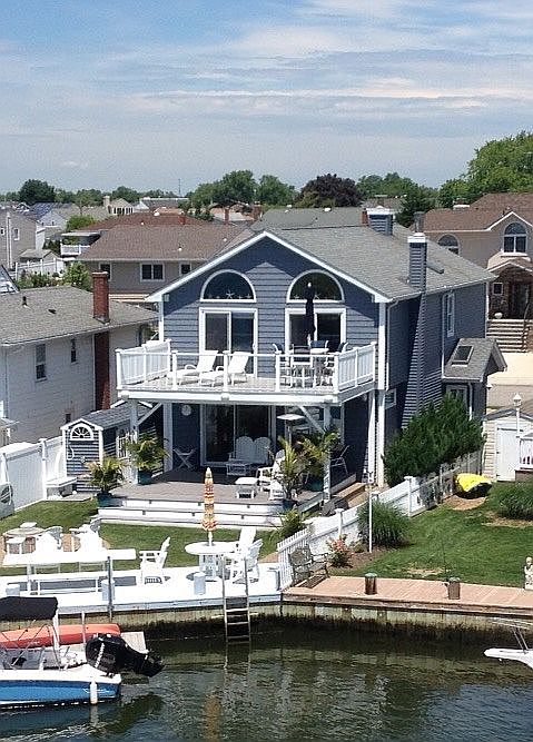 1st image of 38 Florence Ave