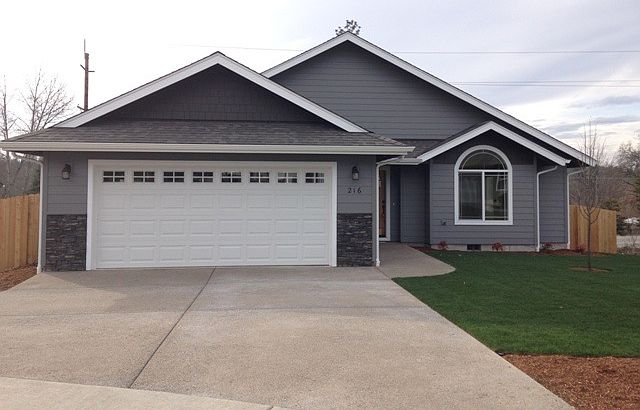 1st image of 216 Kroner Dr