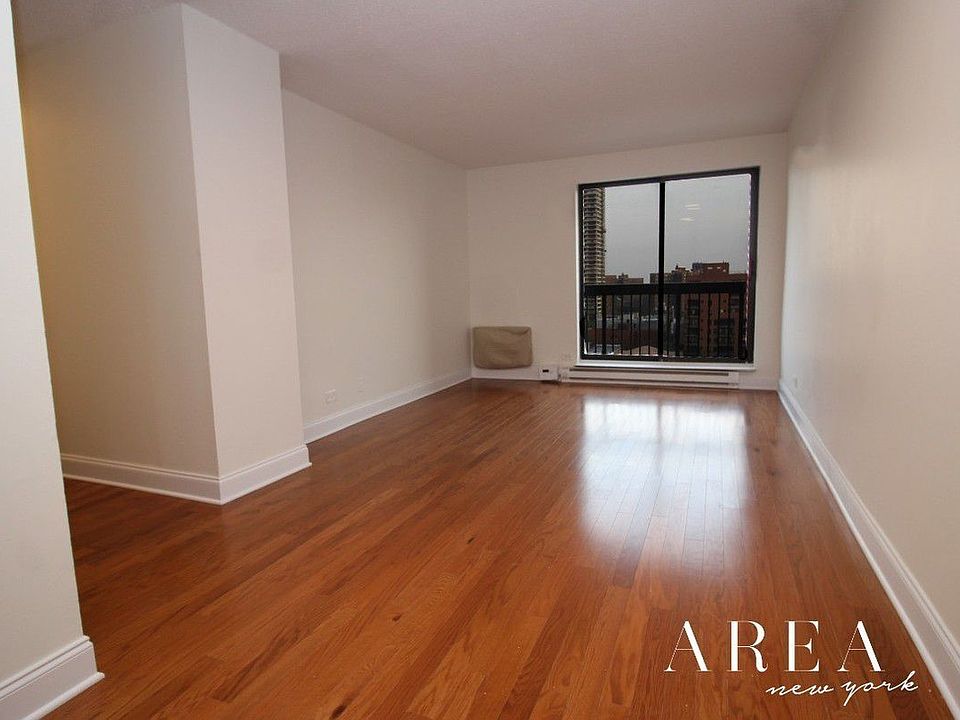1st image of 1990 Lexington Ave #23