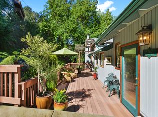 6767 Oakwood Dr, Oakland, CA 94611