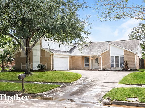 2nd image of 1403 Diana Ct