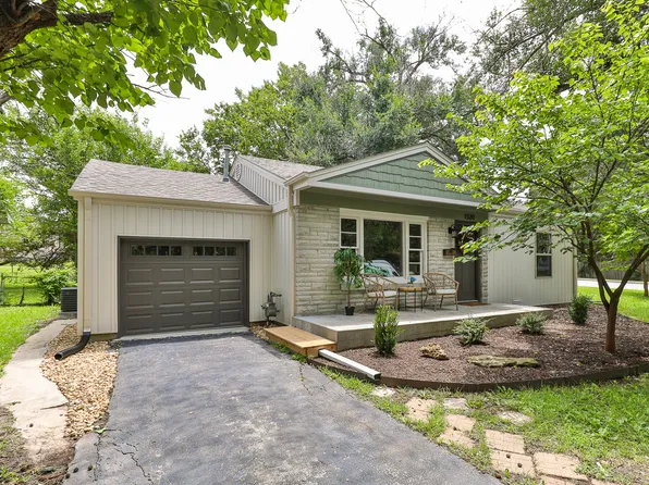 1520 S Pickwick Avenue, Springfield, MO 65804