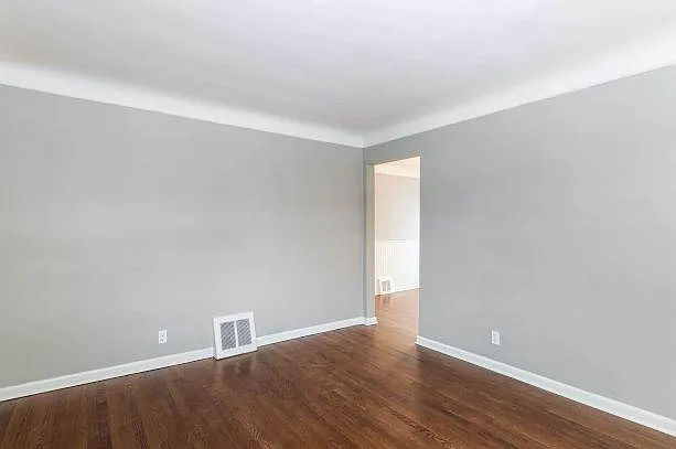 3313 Ravena Ave — Photo 6