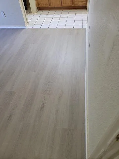 2 bed, 1024 sqft, $950 — Photo 3