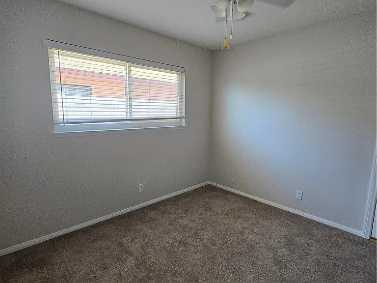 394 N Clinton St — Photo 24