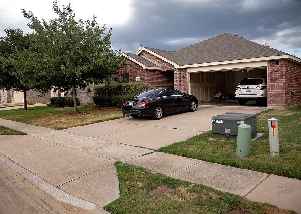 1st image of 1857 Lynnwood Hills Dr
