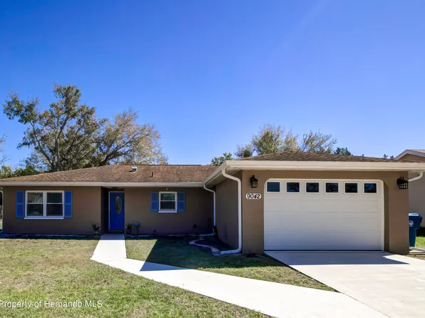 9042 Heather Blvd, Weeki Wachee, FL 34613