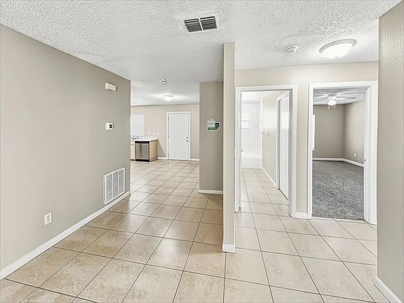 3rd image of 1360 S Washington Ave
