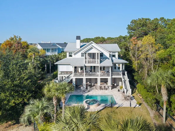 2104 Cape Jasmine Ct, Mount Pleasant, SC 29464