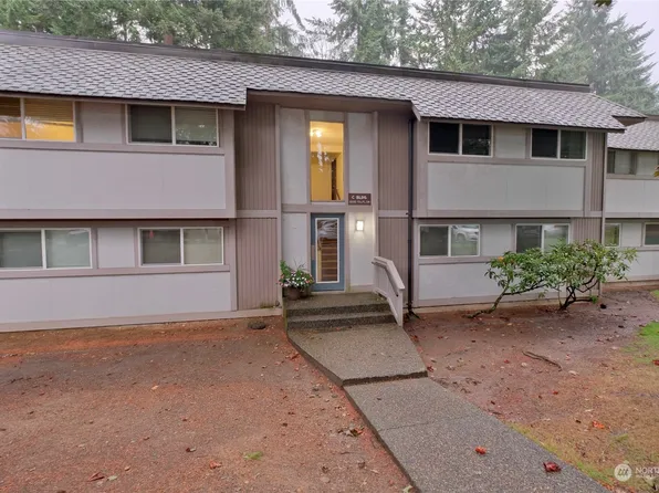 32120 45th Place SW #C8, Federal Way, WA 98023