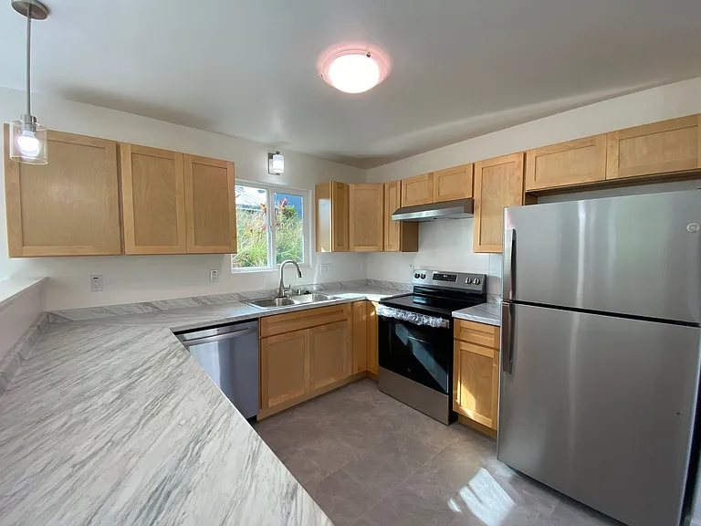 16-2034 Gardenia Dr — Photo 5