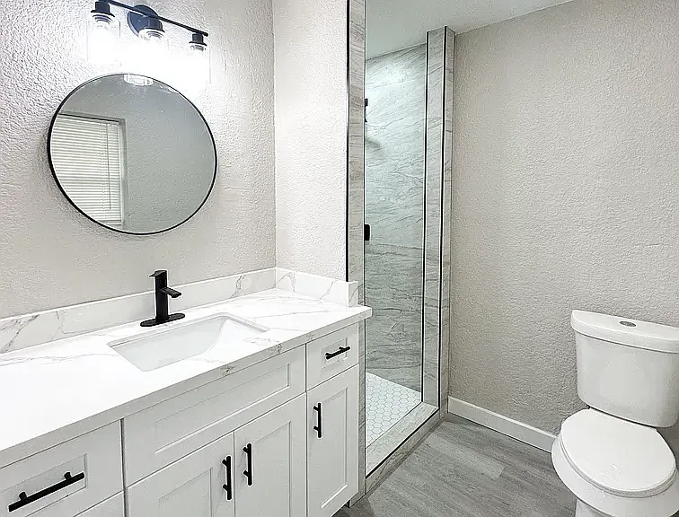 1015 Maplewood Dr — Photo 11