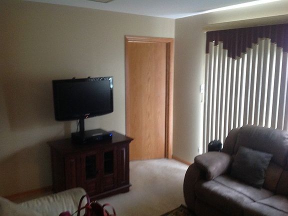 5th image of 10540 S Aspen Dr