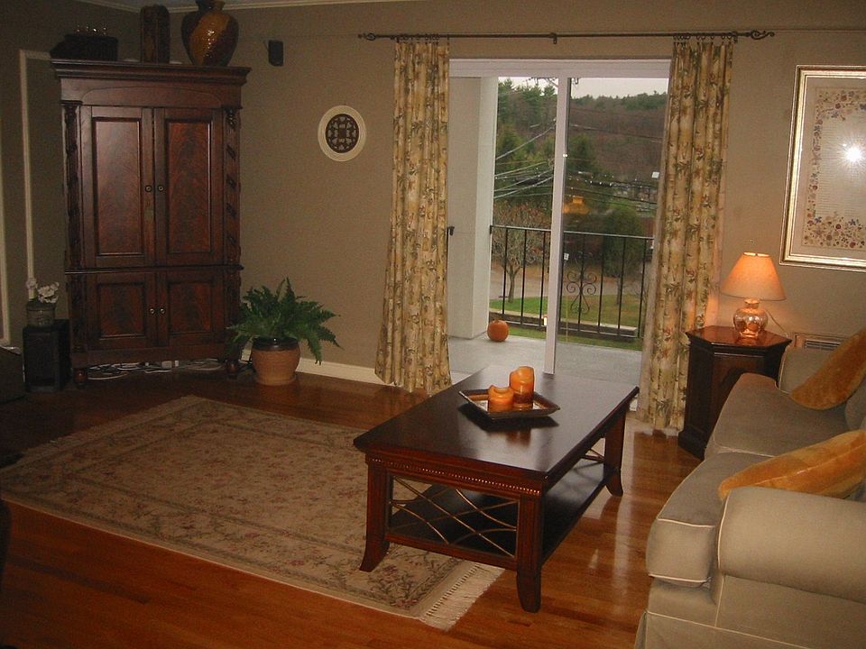 Completely renovated in 2006! Paint, crown molding, wall mounted AC and hardwood floors!