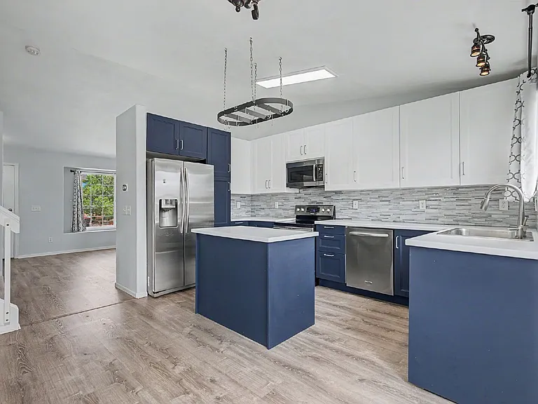 6991 Prairie Wind Dr — Photo 12