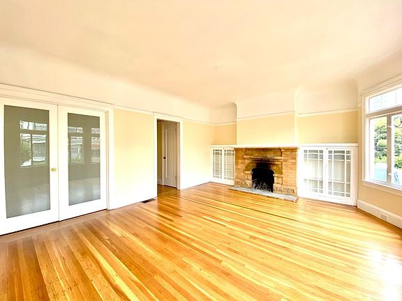 3rd image of 567 18th Ave #1