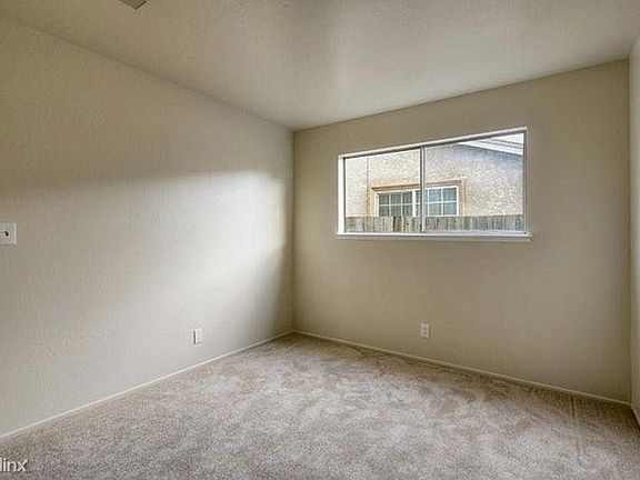5th image of 3262 Haga Dr