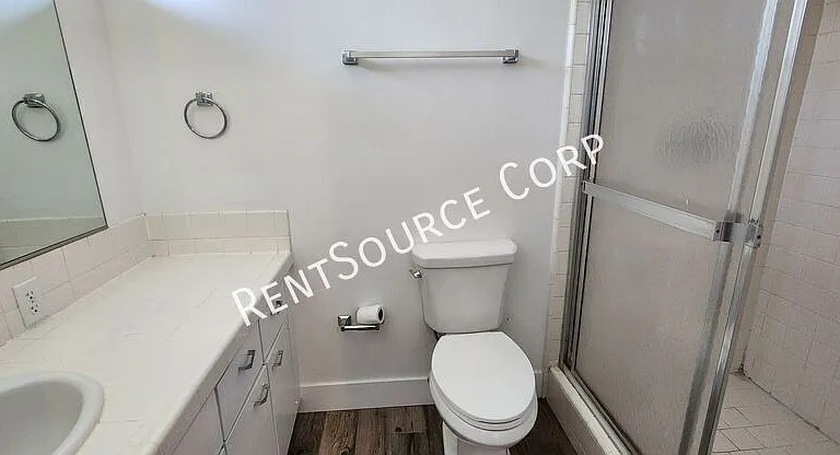 850 N Redding Way #C — Photo 16