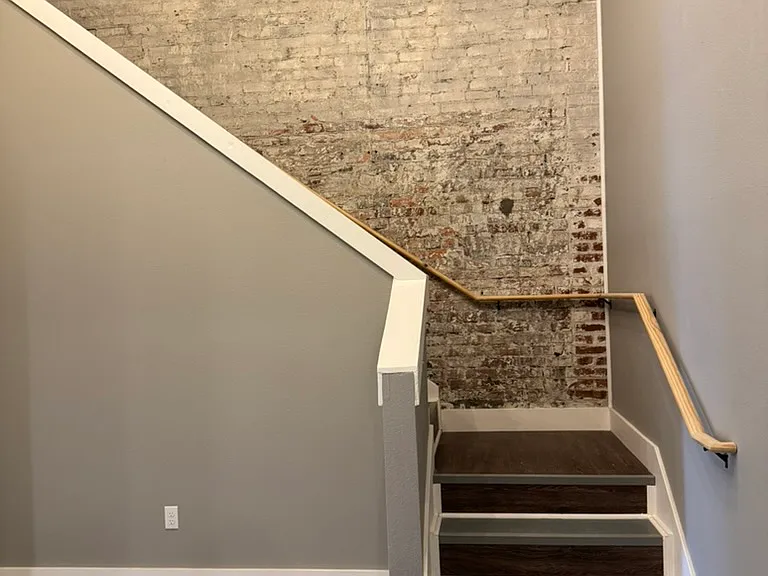 223 W 3rd St #108 — Photo 28