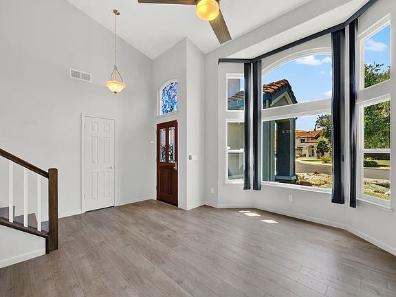 5th image of 374 Youngsdale Court