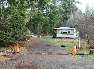 240 W Blueberry Ln, Elma, WA 98541