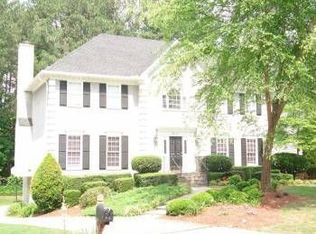 9015 Ridgestone Ct, Roswell, GA 30076