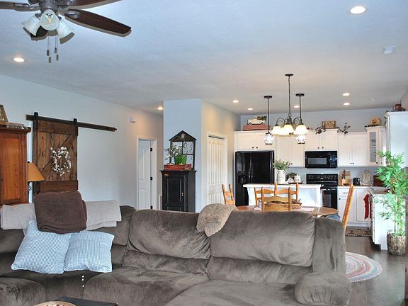5th image of 117 Shaundi Ln