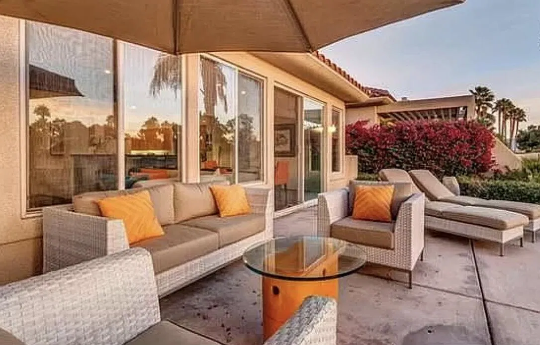 3 bed, 2136 sqft, $3,950 — Photo 3